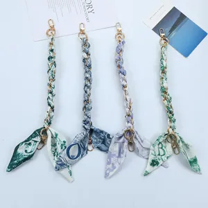 Fashion Silk Scarf Braided Phone Lanyard Gold Metal Chain Double Buckle Wrist Strap For Women Phone Case Decoration Letter Printed Short Hand Chain