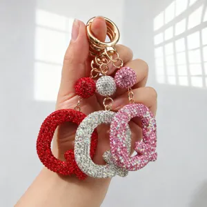 Porte-clés lettre Q étincelants en strass rouge, argent et rose, pendentifs pour sac.