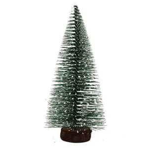 Mini-Tisch-Weihnachtsbaum mit schneebedeckten grünen Tannennadeln und Holzsockel