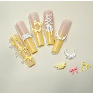 Detailansicht von 3D-Silikon-Nagelkunst-Zubehör im Ballett-Stil mit Schleife