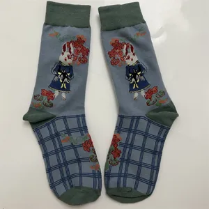 Retro cartoon cotton mid-tube socks for women, forest style cute rabbit pattern casual socks.