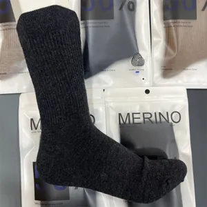 Men Merino Wool Crew Socks Moisture Wicking Thermal Breathable Comfortable Soft Casual Outdoor Hiking Sports Socks