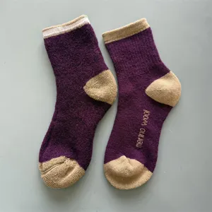 Thickened merino wool hiking socks in purple and tan, warm outdoor sports thermal socks.