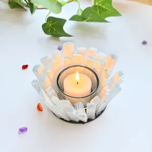 Portacandele artigianale in bastoncini di selenite con inserto in vetro per casa