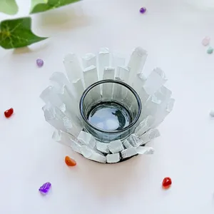 Portacandele artigianale in selenite naturale con bicchiere in vetro per arredo d'interni