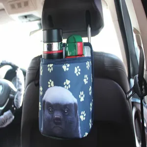 Vue détaillée de l'organisateur de siège arrière auto motif ratel mignon