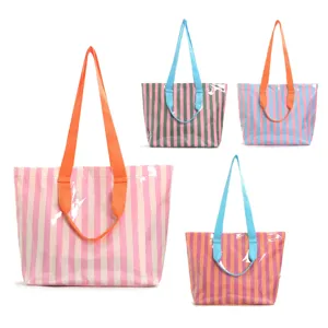 Grandi borse tote in PVC a righe in colori vivaci per i viaggi e l'uso quotidiano.