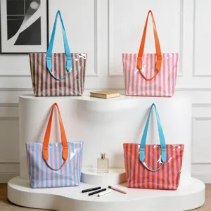 Borsa Tote in PVC a Righe da Donna Grande Capacità Casual Borsa a Spalla Manici in Fettuccia a Contrasto Impermeabile Borsa da Viaggio Pendolarismo