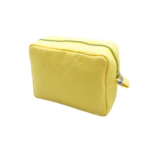 Neceser de viaje amarillo con textura de gofre, bolsa de aseo de gran capacidad