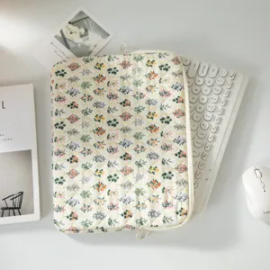 Fresh Sweet Floral Printed Quilted Tablet Sleeve Bag Anti Fall Shockproof Wear Resistant Computer Inner Pouch For School Commuting Women