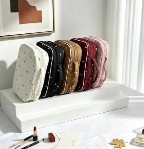 Bolsas de cosméticos acolchadas grandes con motivos de lazos en cinco colores elegantes