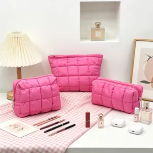 Neceser Acolchado Nube Impermeable Organizador de Maquillaje de Gran Capacidad Bolsa de Aseo de Viaje Bolso de Mano Acolchado Portátil para Mujer