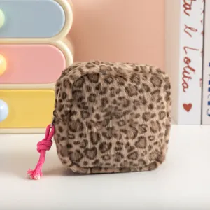 Neceser de almacenamiento en peluche con estampado de leopardo y borla rosa decorativa