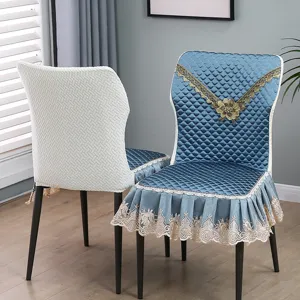 Ensemble de housses de chaise de salle à manger luxueuses avec jupe en dentelle et anti-dérapant.