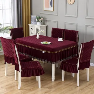 Set tovaglia trapuntata bordeaux e coprisedie con volant per sala da pranzo domestica