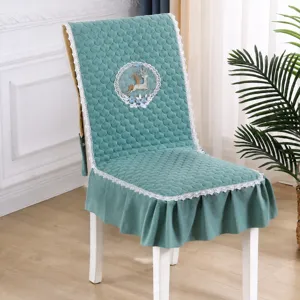 Housse de chaise de salle à manger en velours côtelé avec bordure en dentelle et cerf
