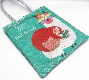 Detailansicht der glitzernden Wendepailletten-Tasche mit Faultier- und Lama-Motiv