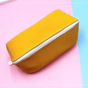 Trousse à crayons jaune en cuir PU grande capacité forme de pain créative