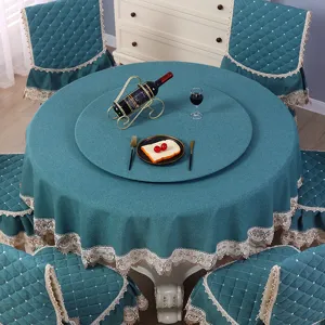 Set tovaglia rotonda trapuntata blu petrolio con coprisedie e pizzo