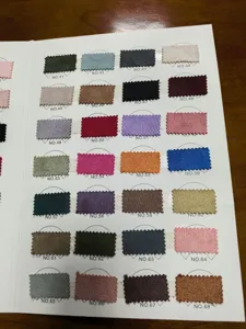 Vue détaillée des couleurs disponibles pour l'ensemble en daim de NO.41 à NO.68