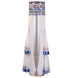 Elegante copertura antipolvere in pizzo blu per condizionatori verticali a colonna.