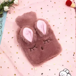 Housse de bouillotte en peluche lapin avec yeux plissés mignons et longues oreilles roses