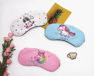 Σετ με τρεις χαριτωμένες μάσκες ύπνου μονόκερος σε λευκό, μπλε και ροζ χρώματα