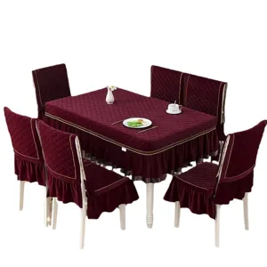 Set di tovaglie spesse trapuntate bordeaux e coprisedie universali per decorazioni da pranzo