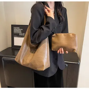 Women's Retro Fashion Commuter Tote Bag PU Leather Large Capacity Hobo Underarm Handbag Set