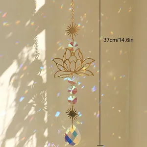 Acchiappasole in Cristallo di Loto Campanello Vento Ciondolo Sospeso Cristallo Bianco Ornamento in Metallo Traforato per Decorazione Casa