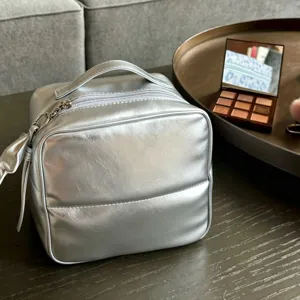Large Capacity Portable Makeup Bag PU Leather Metallic Silver Cosmetic Organizer With Mirror Waterproof Travel Case Folding Storage Bag For Women