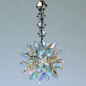 Elegante handgefertigte AB-Kristall Schneeflocke Suncatcher für Auto und Fenster