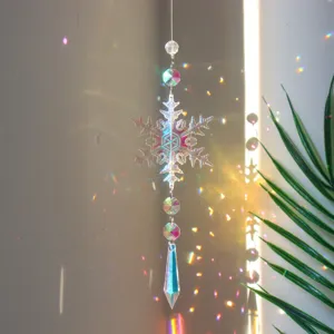 Acchiappasole a fiocco di neve in cristallo con prisma arcobaleno per finestre