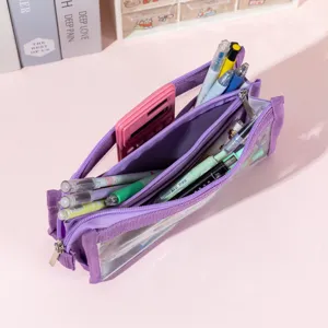 Dettaglio astuccio trasparente viola grande capacità con vista interna degli scomparti