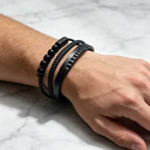 Bracelet en cuir multicouche noir pour hommes bracelet en acier inoxydable détail bijoux