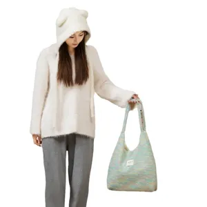Weiche bunte Plüsch-Tragetasche für Damen mit großem Fassungsvermögen für Herbst und Winter