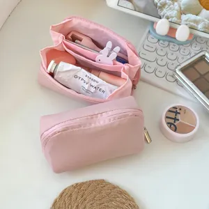 Modern Minimalist Fabric Mini Lipstick Storage Bag Portable Multi Compartment Cosmetic Pouch For Travel Daily Women Small Items Organizer Wallet