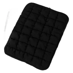 Schwarze gesteppte Laptop-Hülle aus weicher Wolkenbaumwolle für 11/13/15-Zoll-Tablets.