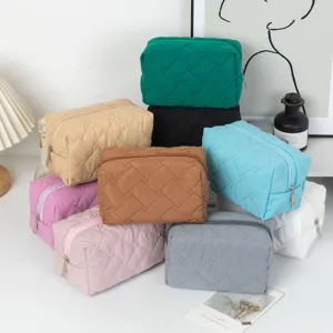 Gesteppte Einfarbige Kosmetiktasche Große Kapazität Reise Waschbeutel Für Damen Tragbare Make-Up Tasche Mit Reißverschluss