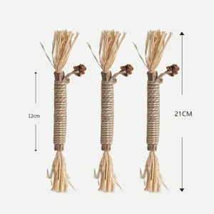 Silvervine cat chew sticks with gall fruit and raffia grass, 21cm total length