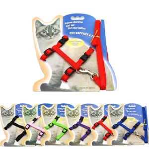 Set Pettorina e Guinzaglio in Nylon per Gatti Regolabile Antifuga Gilet Morbido Guinzaglio da Passeggio per Gattini Piccoli Gatti Forniture per Animali