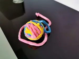 Palla di lana colorata fatta a mano per gatti con coda lunga 40cm per gioco interattivo