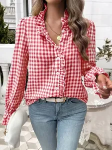 Damen Langarm Bluse mit rotem Karo-Muster, Stehkragen und Rüschen, schickes Frühlings-Top.