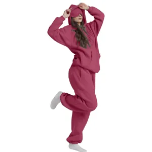 Set felpa con cappuccio e pantaloni della tuta tinta unita con maschera per gli occhi donna