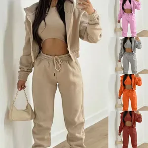 Detailed view of the 3-piece casual activewear set, showing texture and multi-color options.