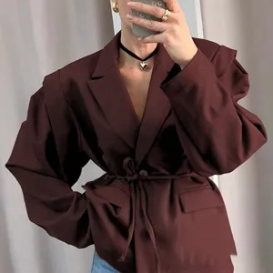 Veste Blazer pour Femmes Couleur Unie Avec Épaulières Ceinture à la Taille Tempérament Banlieusard Printemps Automne Vêtements en Polyester