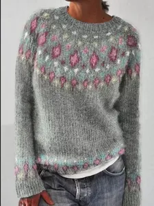 Women casual crewneck colorblock long sleeve pullover knit sweater with vintage pattern.