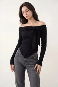 Top in maglia a costine slim con spalle scoperte stile francese e fiocco in chiffon donna