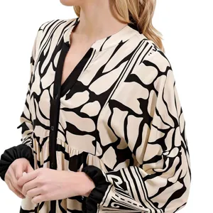 Elegant black and white patterned long sleeve dress V-neck casual daily wear fashion chic