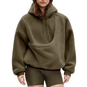 Weiche Oversized Fleece Hoodie Damen, kuscheliger Winter Pullover mit praktischer Tasche.